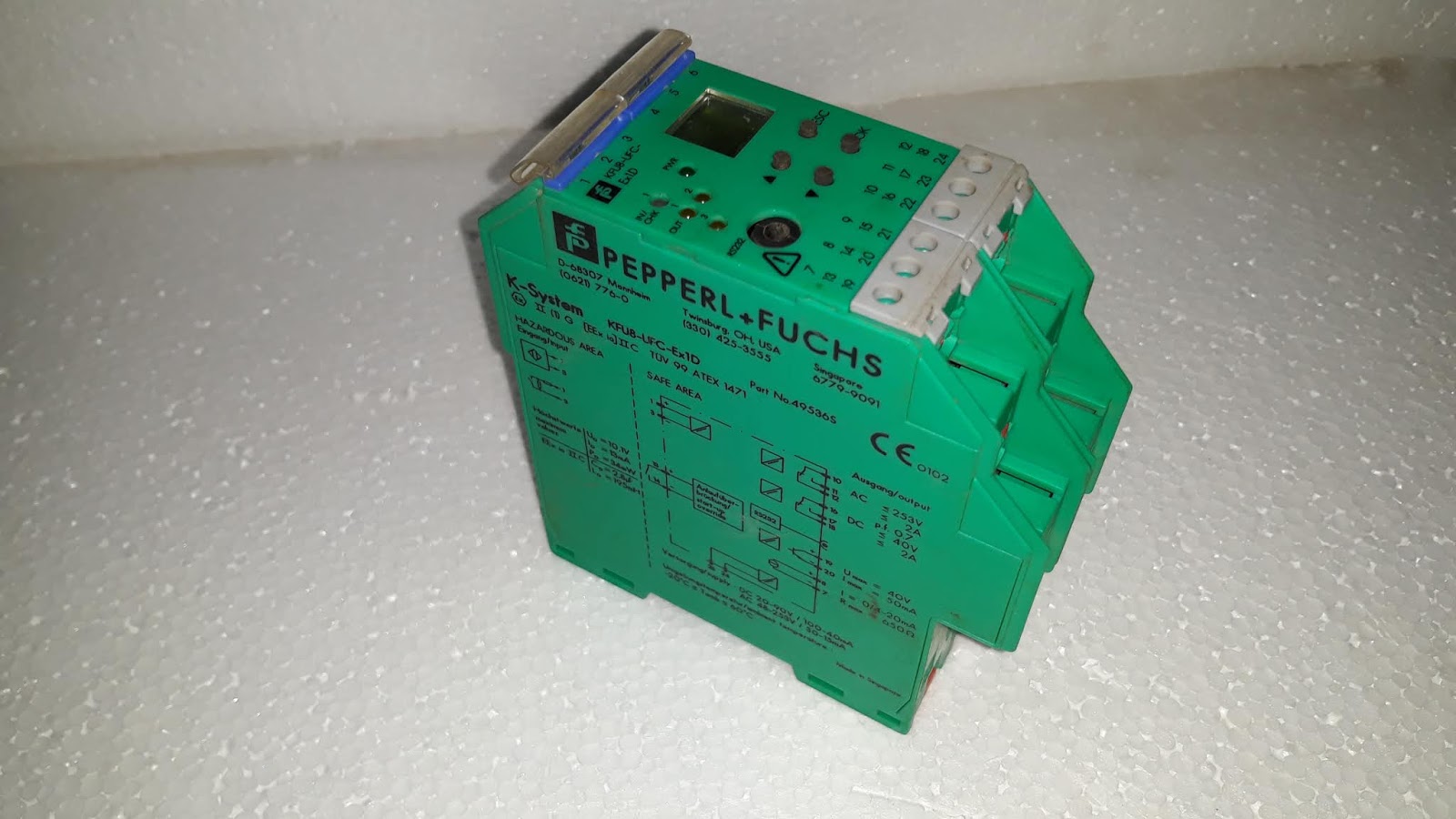 PEPPERL FUCHS KFU8UFCEX1.D FREQUENCY CONVERTER WITH TRIP VALUES