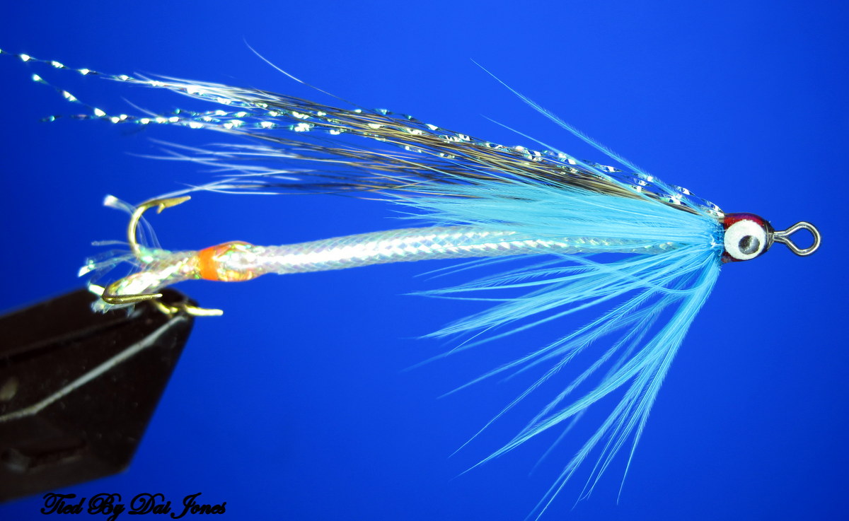 Flies step by step Snake fly, step by step.