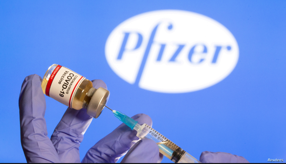 La aprobación de la vacuna para el coronavirus de Pfizer/BioNTech está ahora en manos de Administración de Medicamentos y Alimentos de Estados Unidos (FDA) / REUTERS