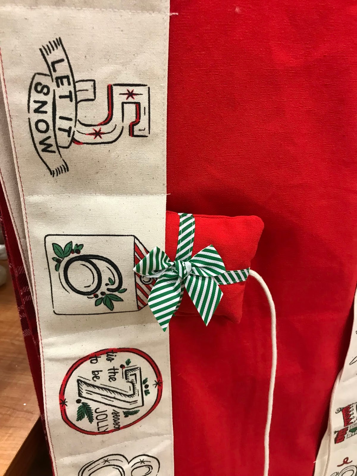 blah to TADA! Advent Calendar Roundup