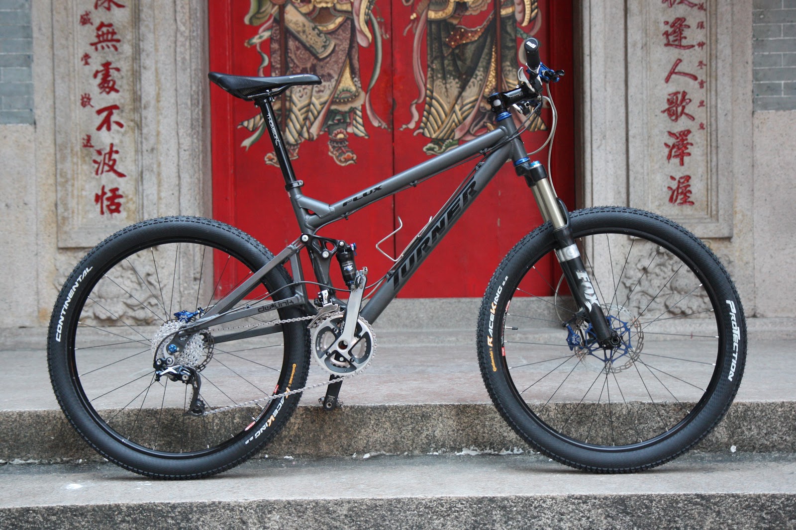 opinions on all things bikes and buildings My Bikes Turner Flux [Respray]