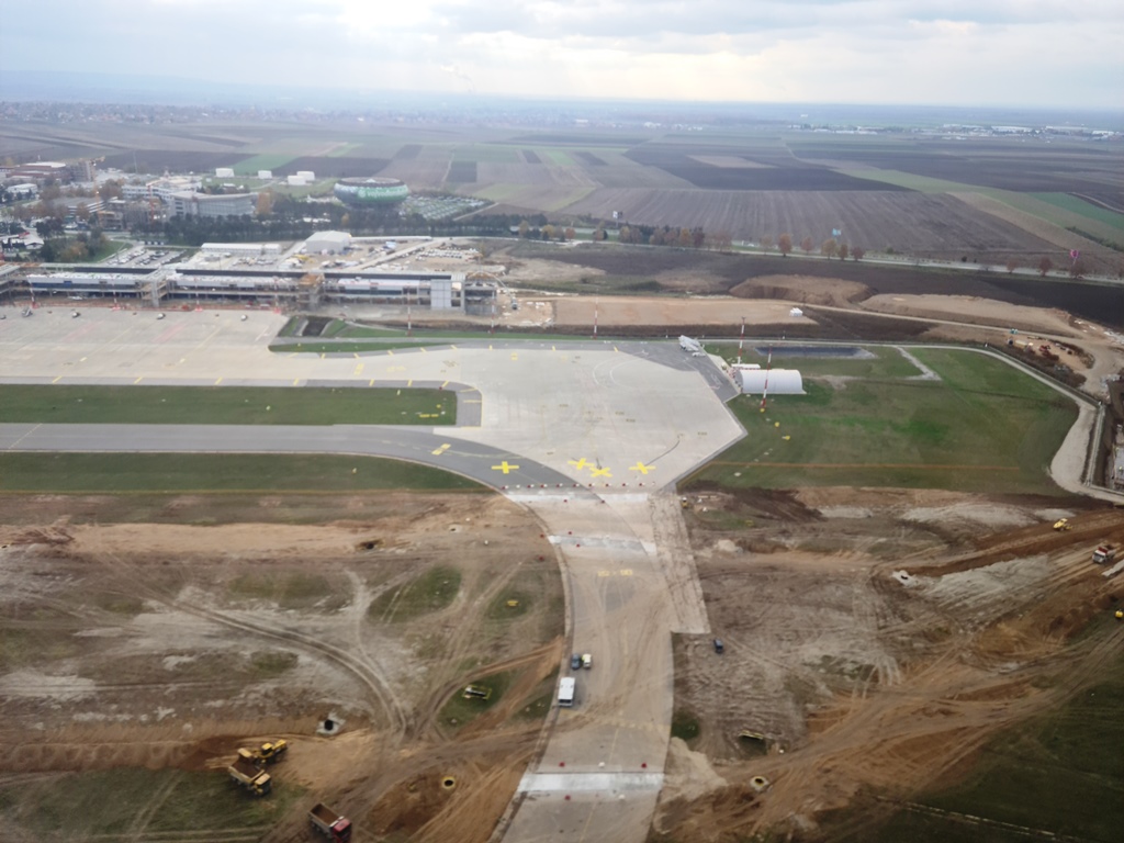 PHOTOS Belgrade Airport expansion advances
