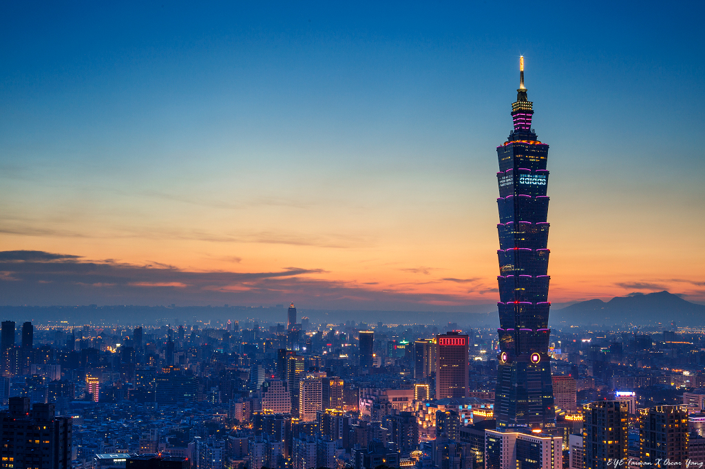 <br /><br /><br /><br /><br /><br /><br /><br />