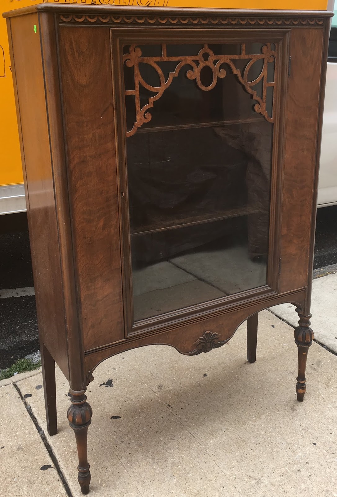 Uhuru Furniture & Collectibles 1930's Vintage China with Key