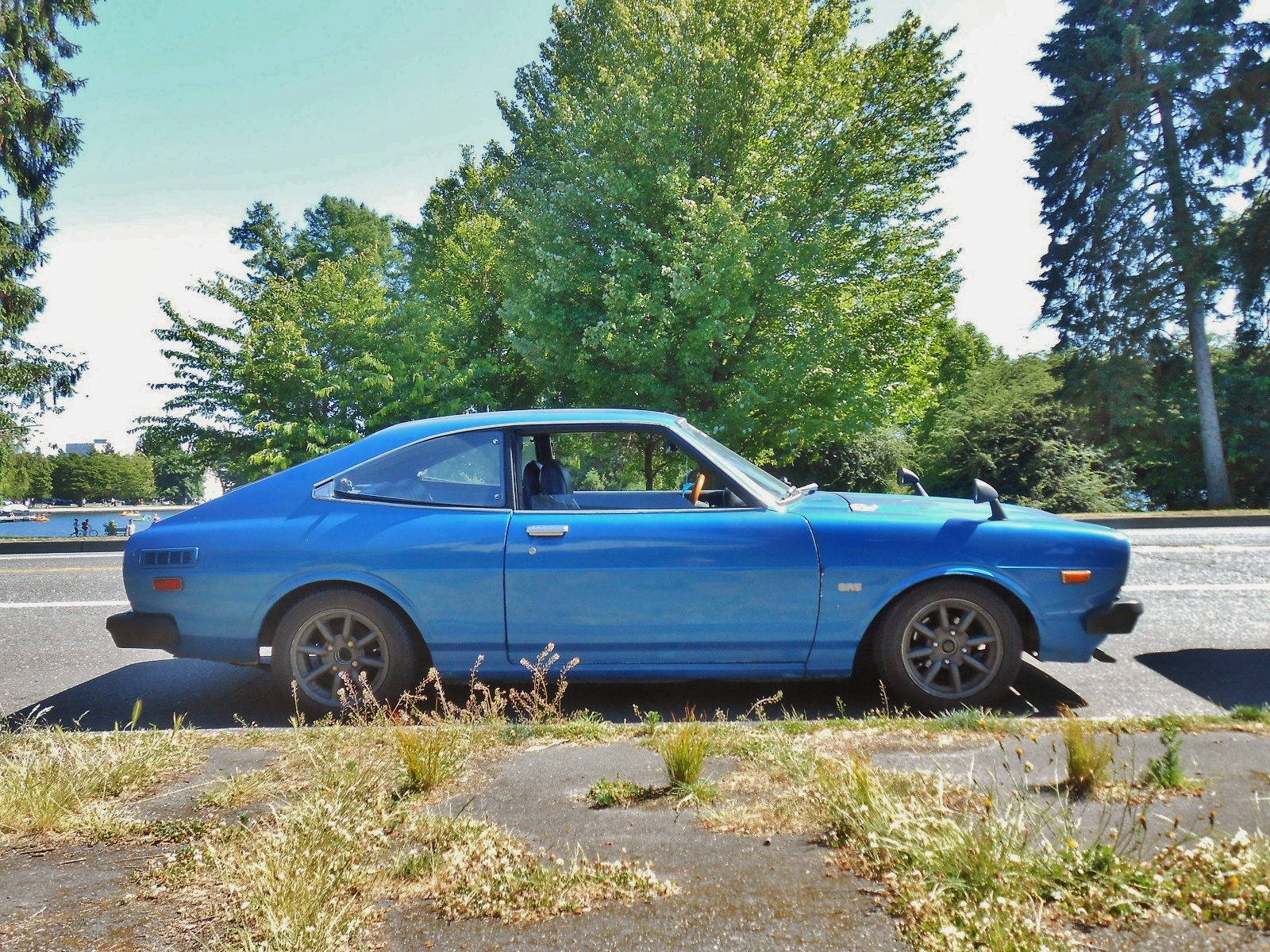 Seattle's Parked Cars: 1977 Toyota Corolla SR5 Sport Coupe