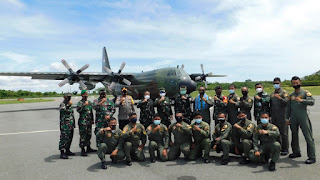 Momen Bersejarah, Hercules Landing Pertamakali di Bandara Mathilda Batlayeri - RILIS.NET Momen Bersejarah, Hercules Landing Pertamakali di Bandara Mathilda Batlayeri Desember 2, 2020