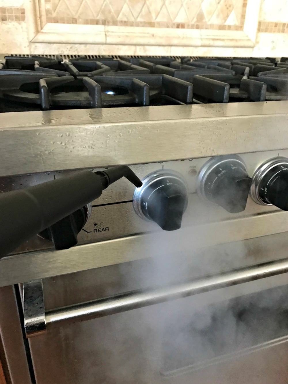 Clean Your Gas Range and Oven Without Chemicals