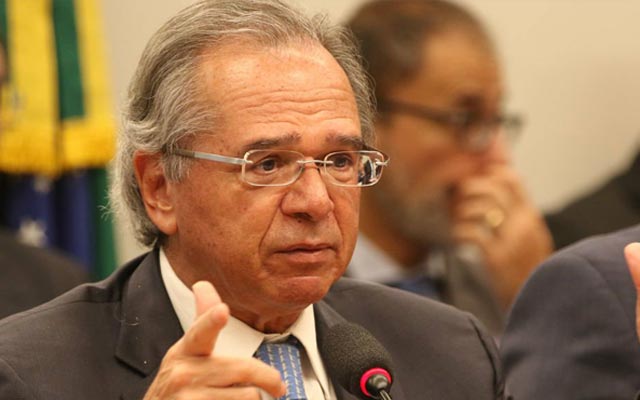 Guedes diz que renuncia se 'reforminha' for aprovada: 'Vou morar lá fora'