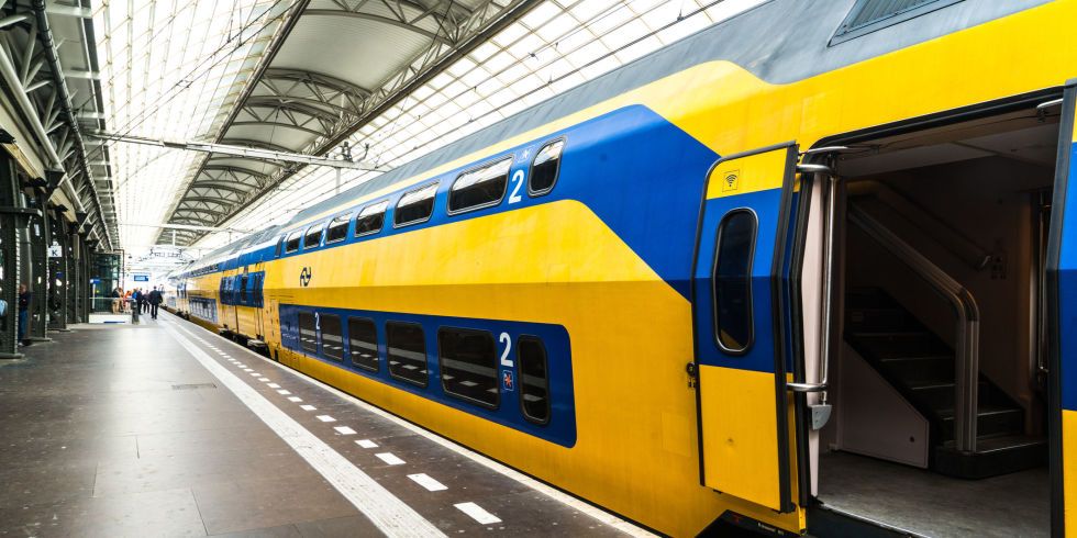 هولندا .. هيئة السكك الحديدية تعلن عن تخفيض عدد القطارات خلال ساعات الذروة 