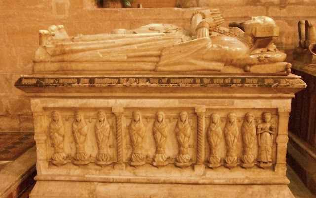 Sir John Giffard & Wives tomb at Brewood