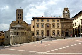 Arezzo's sloping Piazza Grande