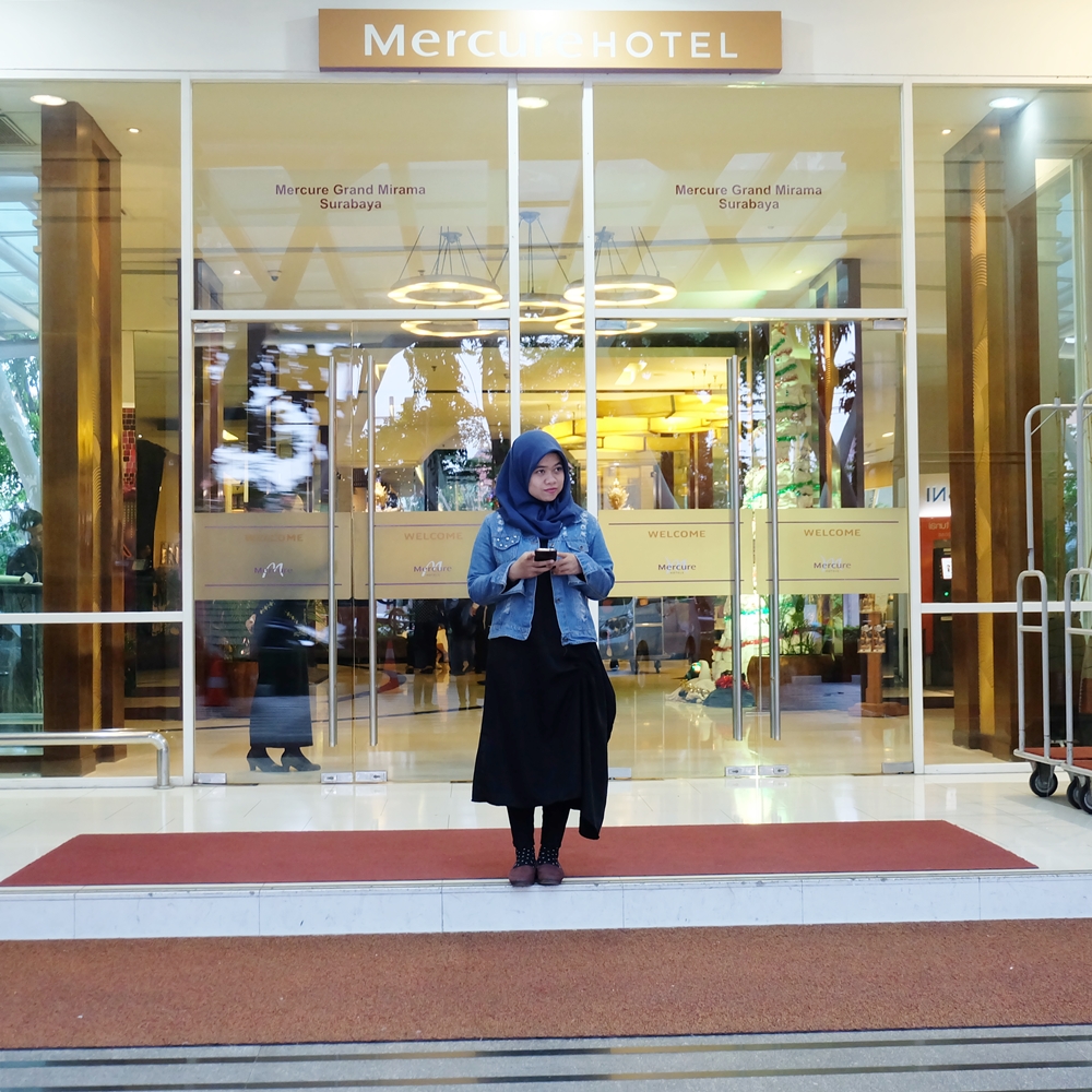 Bermalam di Hotel Mercure Surabaya Bersama Kawan Karib