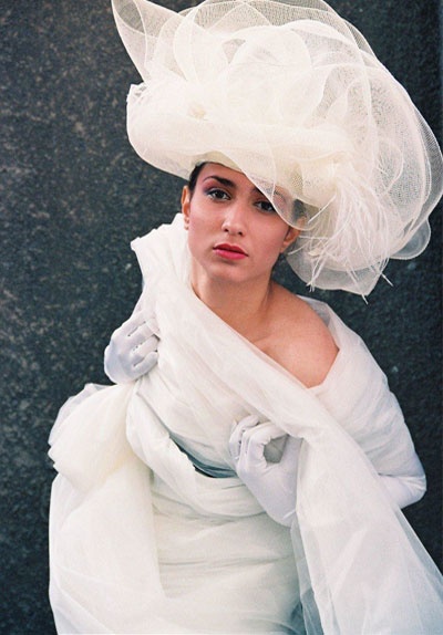 BRIDE CHIC: VEILED INCREDIBLY