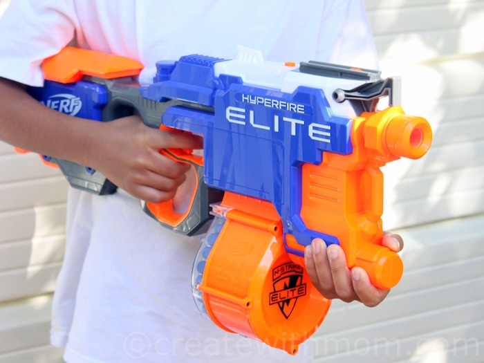 Toy Reviews - Nerf Rebelle Gun - The Toy Insider