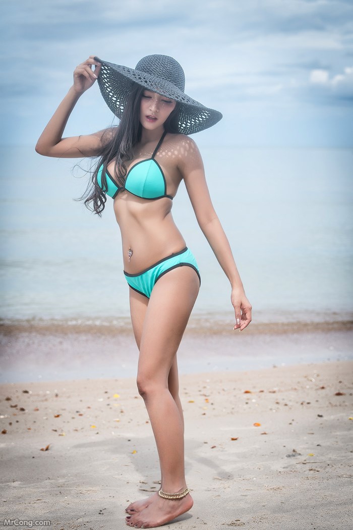 Hot Thai beauty with underwear through iRak eeE camera lens - Part 1 (368 photos) photo 10-15