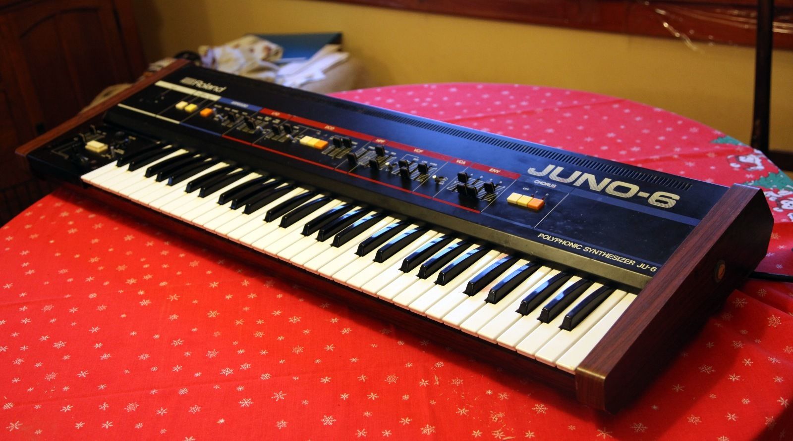 MATRIXSYNTH Roland Juno6 Synthesizer