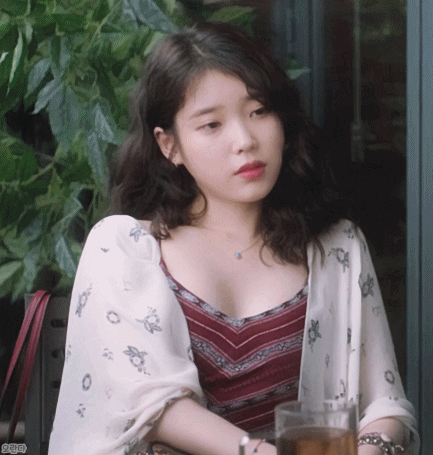 진짜로 섹시한 아이유