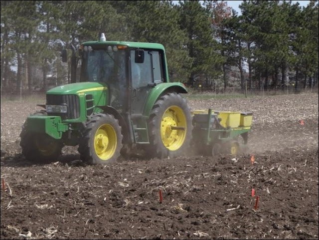 Planting plots at Becker, MN with customized planter. Photo from Tamás Varga.