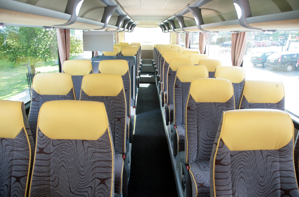  Bus Bintang Lima Viseon C13 Terbaru KAROSERI INDONESIA