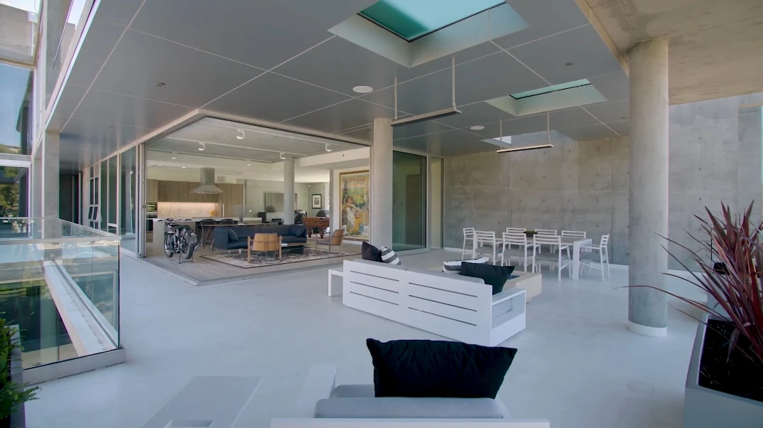 66 Interior Photos vs. 636 Waverley St, Palo Alto, CA Ultra Luxury Modern Mansion + Office Space Tour