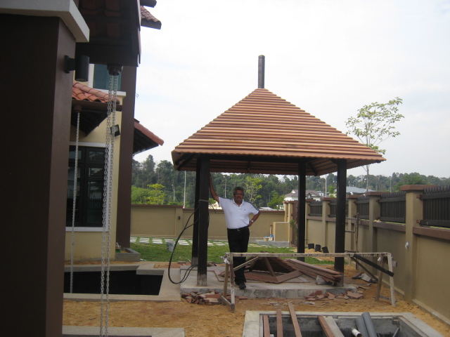 Gazebo Pelengkap Laman Tropika Nur Qaseh