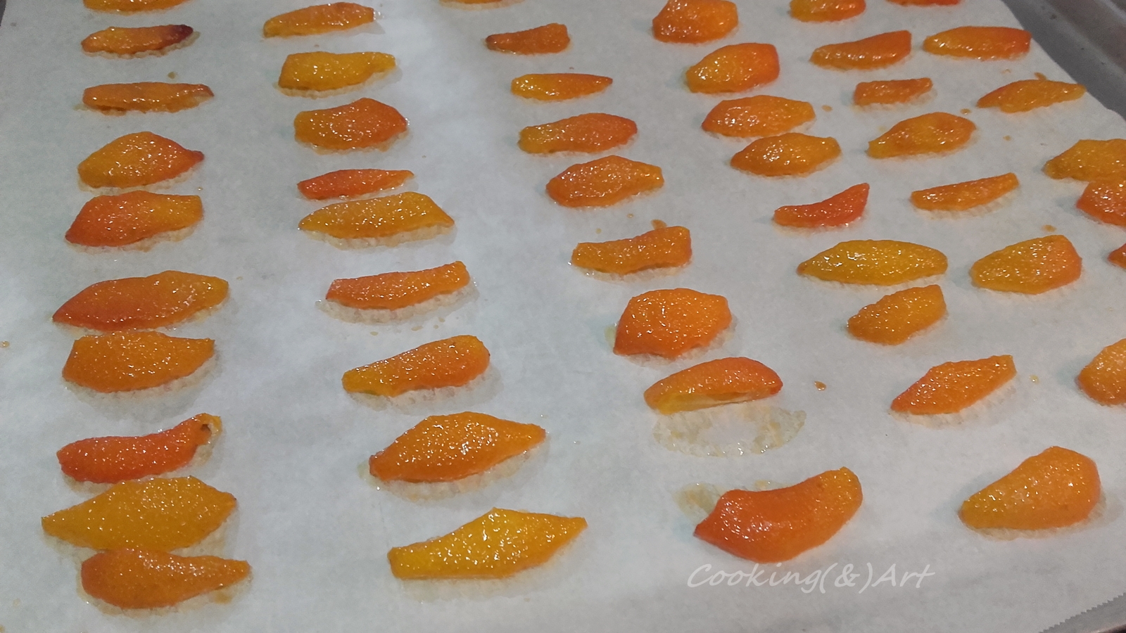 Σοκολατένια κουμκουάτ / Chocolate dipped kumquats Cooking & Art by