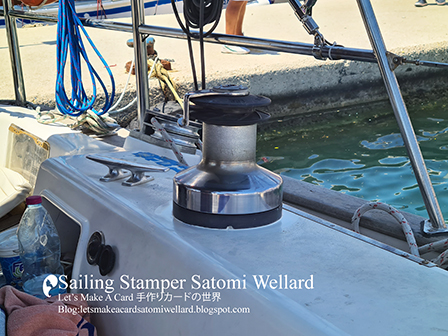 Life on Sailing Boat SATOMI at Nidri on Levkas Island in Greece  by Sailing Stamper Satomi Wellardギリシアでの船上生活レポレフカス島ニジュリの町から