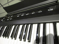 Williams Legato keyboard piano