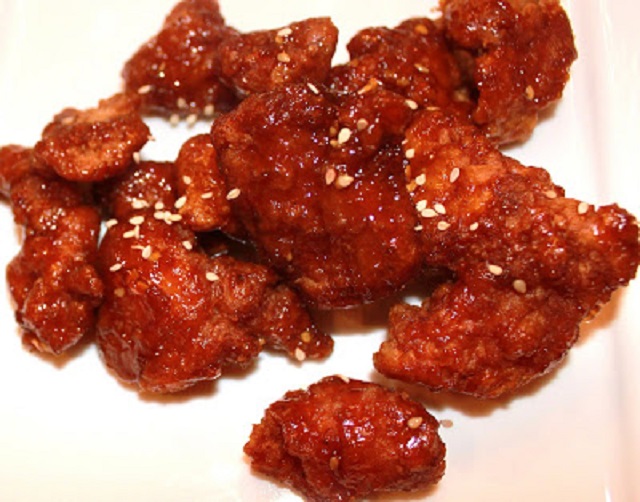 this is a bourbon chicken found in most Asian food courts in a mall copycat recipe
