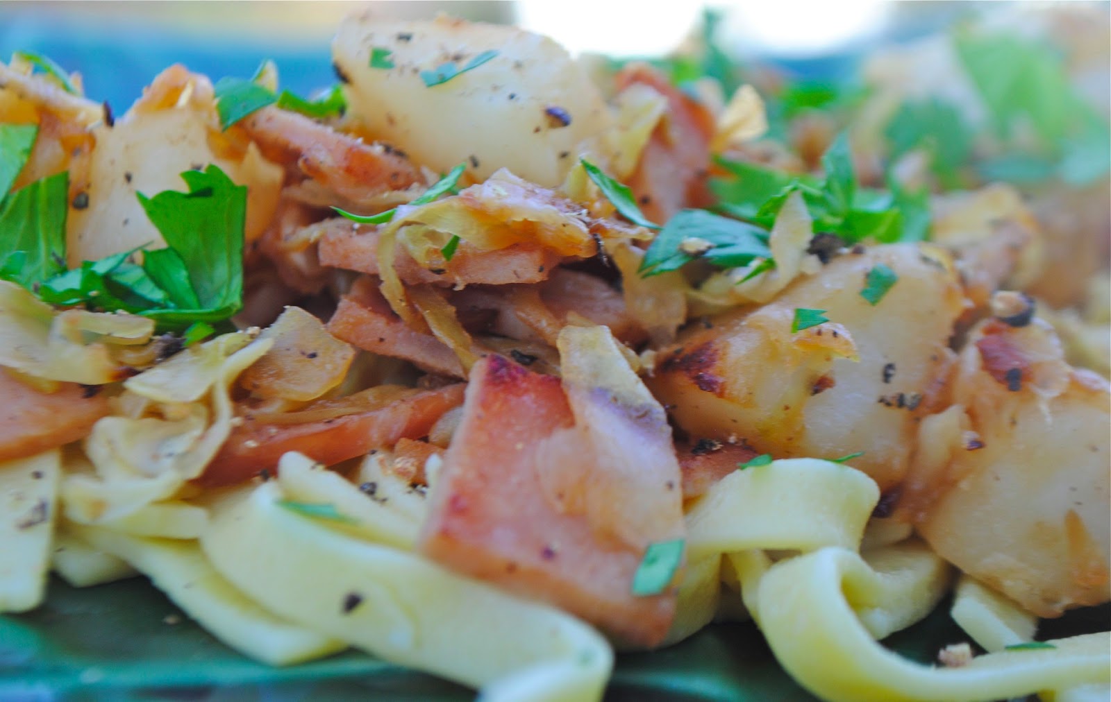 Recipe Doodle EGG PASTA WITH CABBAGE, POTATO AND BACON