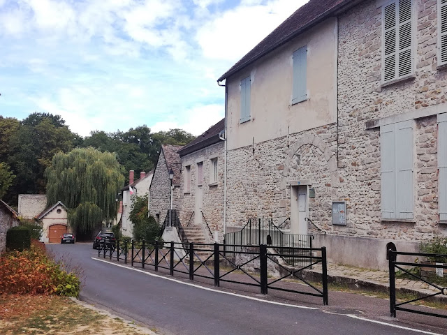 2019 - GR 32 : entre Seine et Loire, balade gâtinaise. Partie 1. Lundi 05 août 2019 IMG_20190805_125733