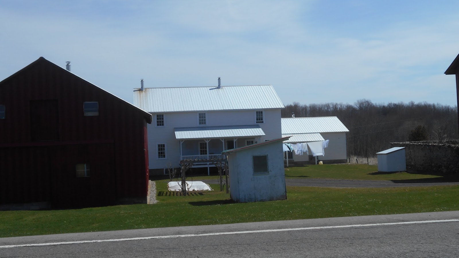 New York State of Mind: AMISH HOUSE AND BARN