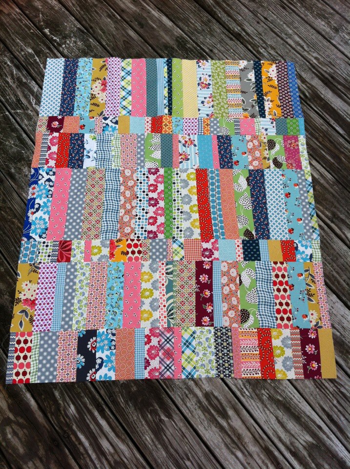 baby burrito quilts A "Sunday Morning Quilt" strip version....