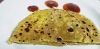 Small paneer paratha with tomato ketchup for paneer paratha recipe for kids