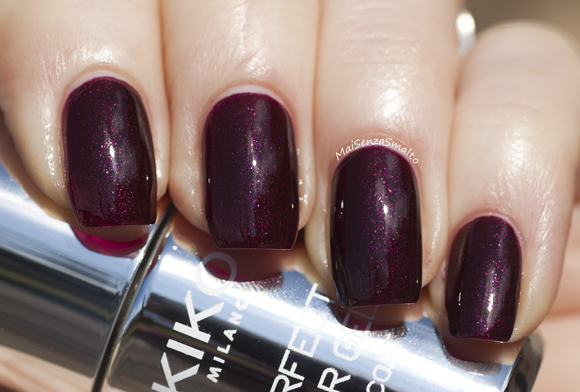 Kiko Perfect Star Gel Duo 03 Artistic Plum Kiko Perfect Star Gel Duo 03 Artistic Plum