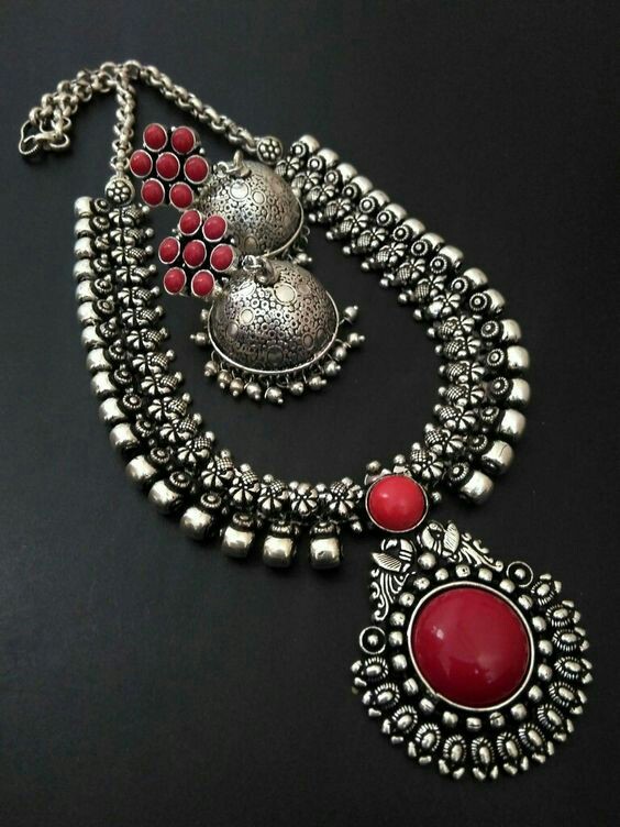 Silver necklace designs