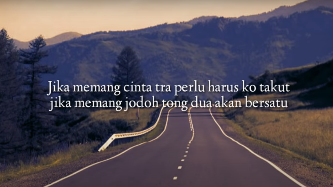 Lirik Lagu Jika Memang Cinta Tra Perlu Harus Ko Takut