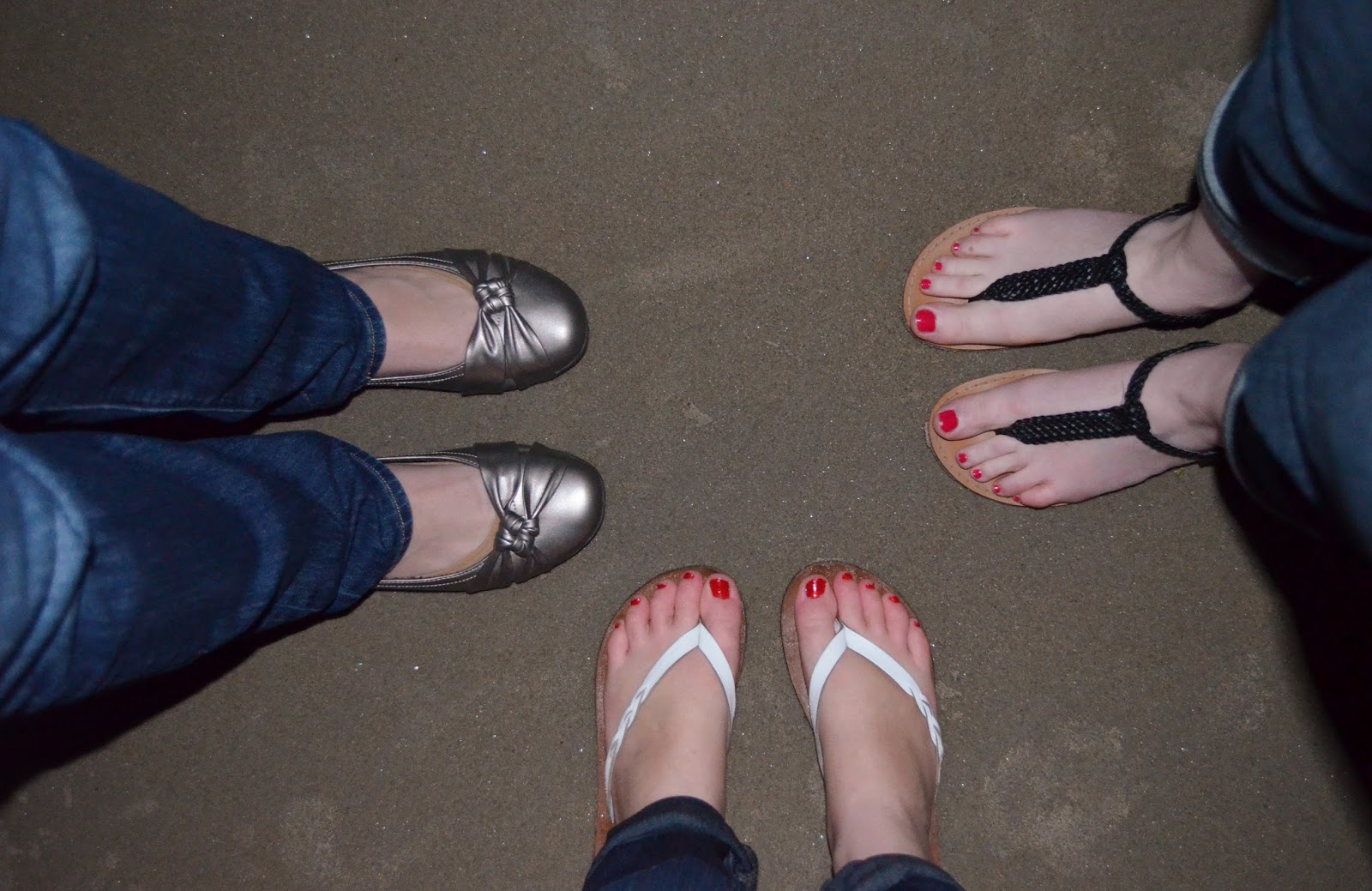 красивый педикюр. ума турман ноги ступни криминальное чтиво. ноги педикюр эстетика. Feet on face challenge. красивые стопы.