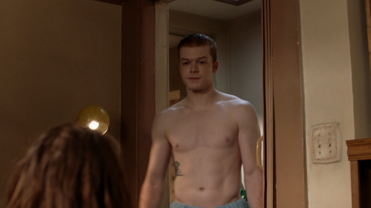 Cameron Monaghan & Jeremy Allen White on Shameless (2019) .