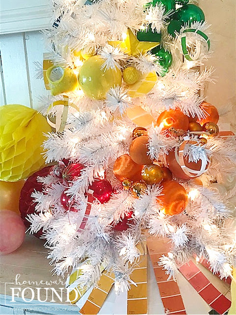 Christmas,Christmas Decor,Christmas Decor Themes,Christmas tree,color,color palettes,colorful home,decorating,diy decorating,DIY,holiday,seasonal,winter,ornaments,colorful Christmas,colorful Christmas decor, roygbiv,color gradient,rainbow aesthetic,decorating with color,merry and bright Christmas decor,garlands on Christmas trees,tree garlands,DIsneyland Christmas tree ornaments,Disney,rainbow swirl Christmas tree decor