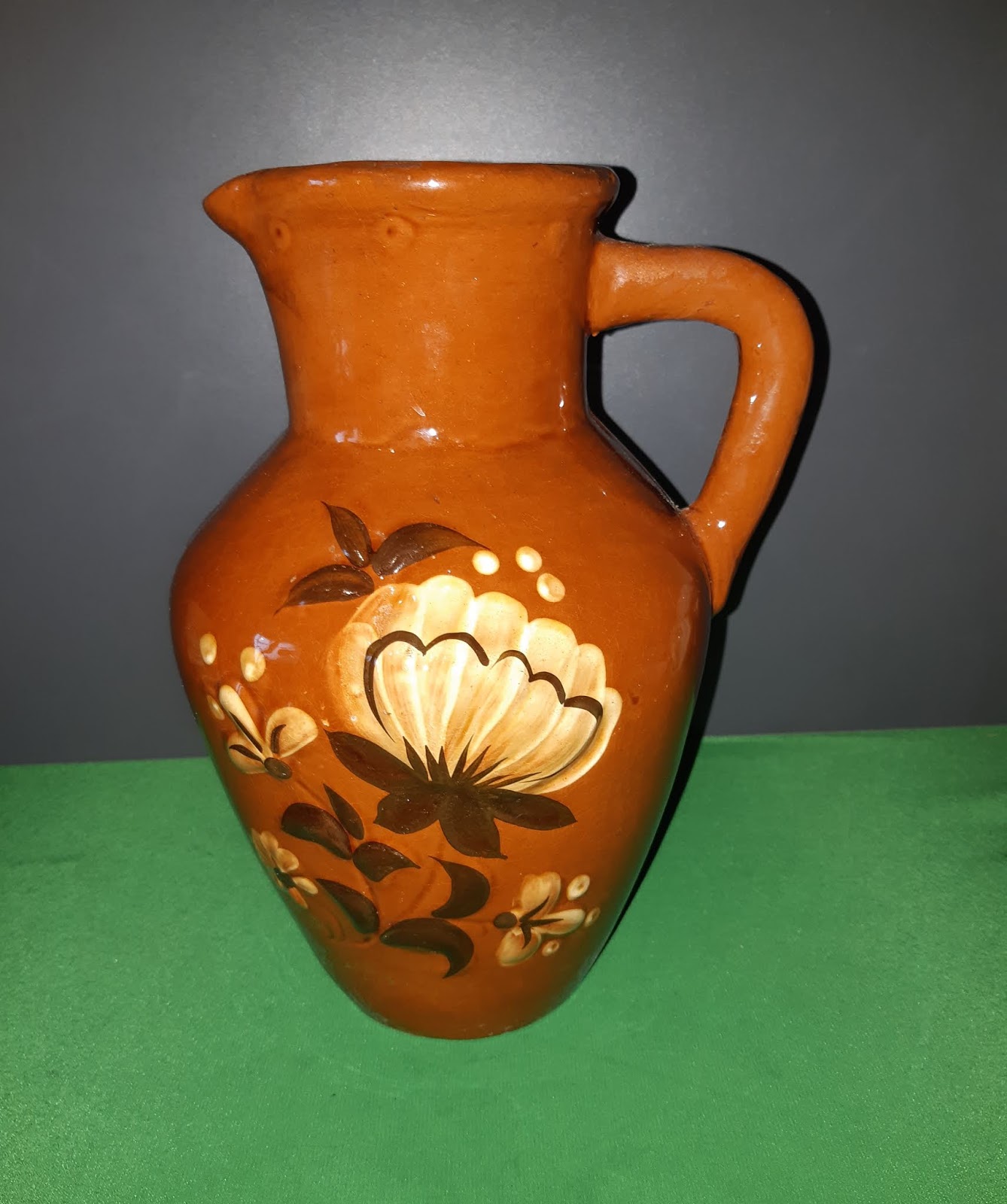 роспись кувшинчиков