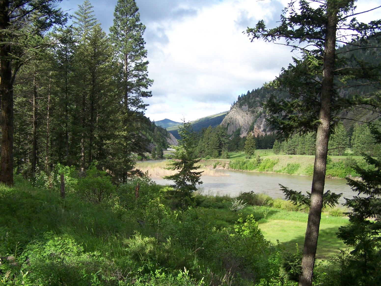 FOR SALE Beautiful Property on the Blackfoot River