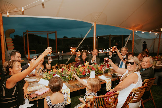 Party Planner a Creative Side Job How to make extra money on the side - 10 fun passive income jobs - Planning an enjoyable party