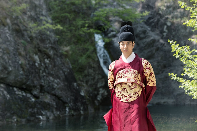 Queen for Seven Days (2017) | DramaPanda