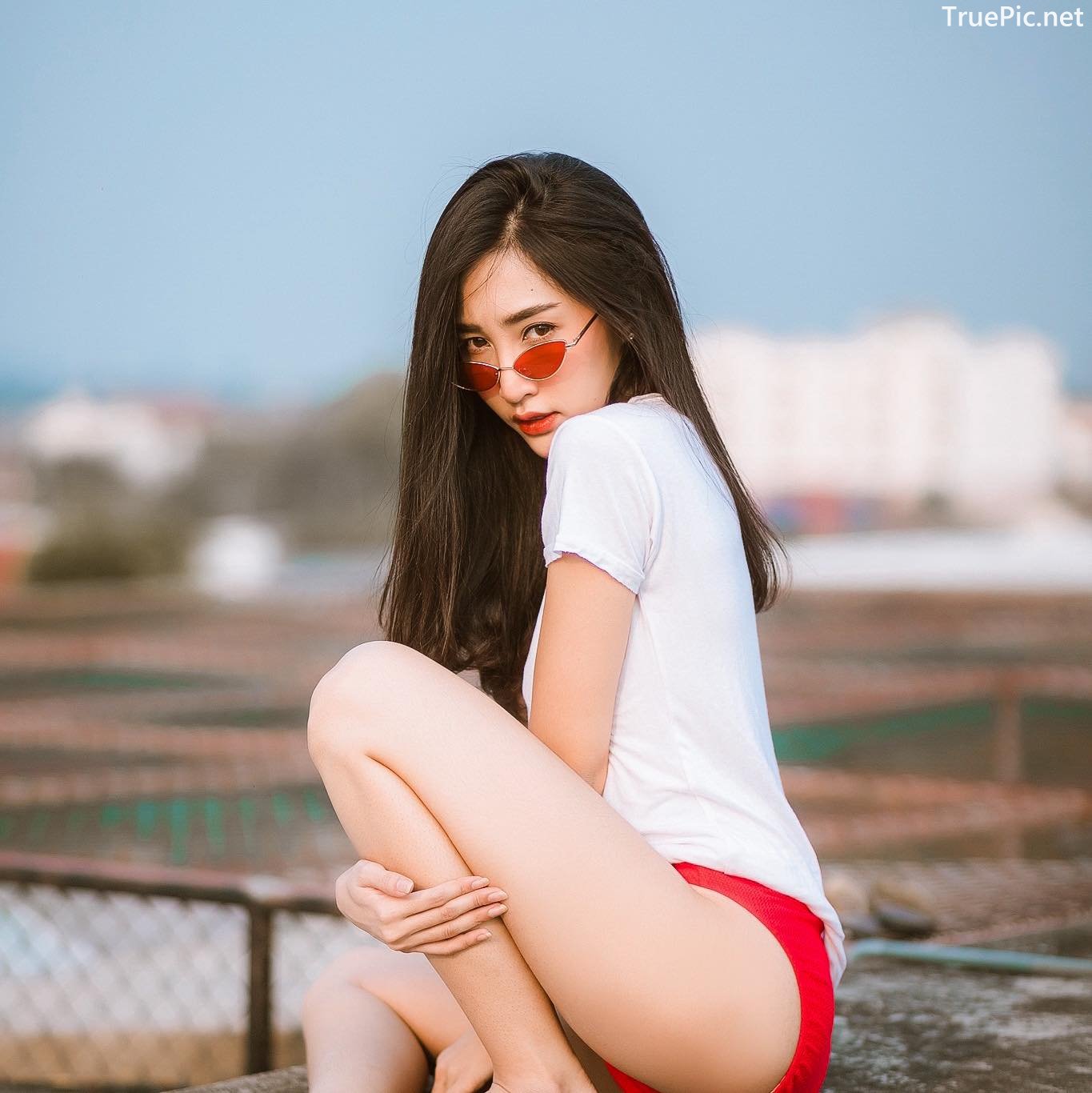 Image-Thailand-Sexy-Model-Yanapat-Ukkararujipat-Violet-Girl-TruePic.net- Picture-29