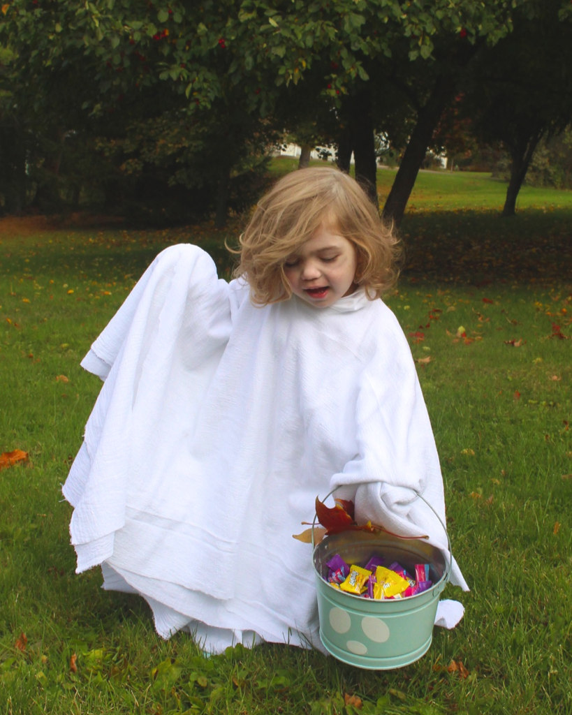 DIY ghost costume | Cloudy Day Gray