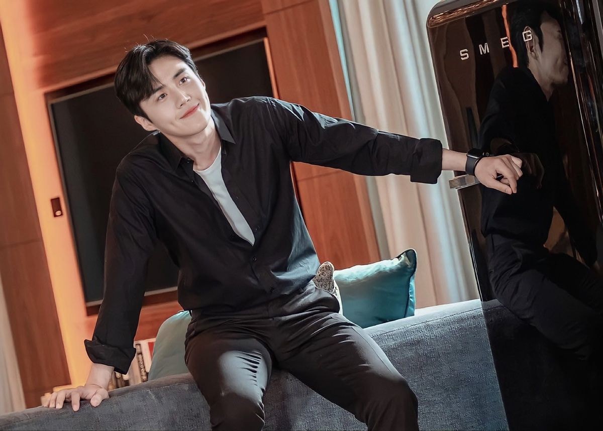 %25EB%25B8%2594%25EB%259E%2599%25EC%2585