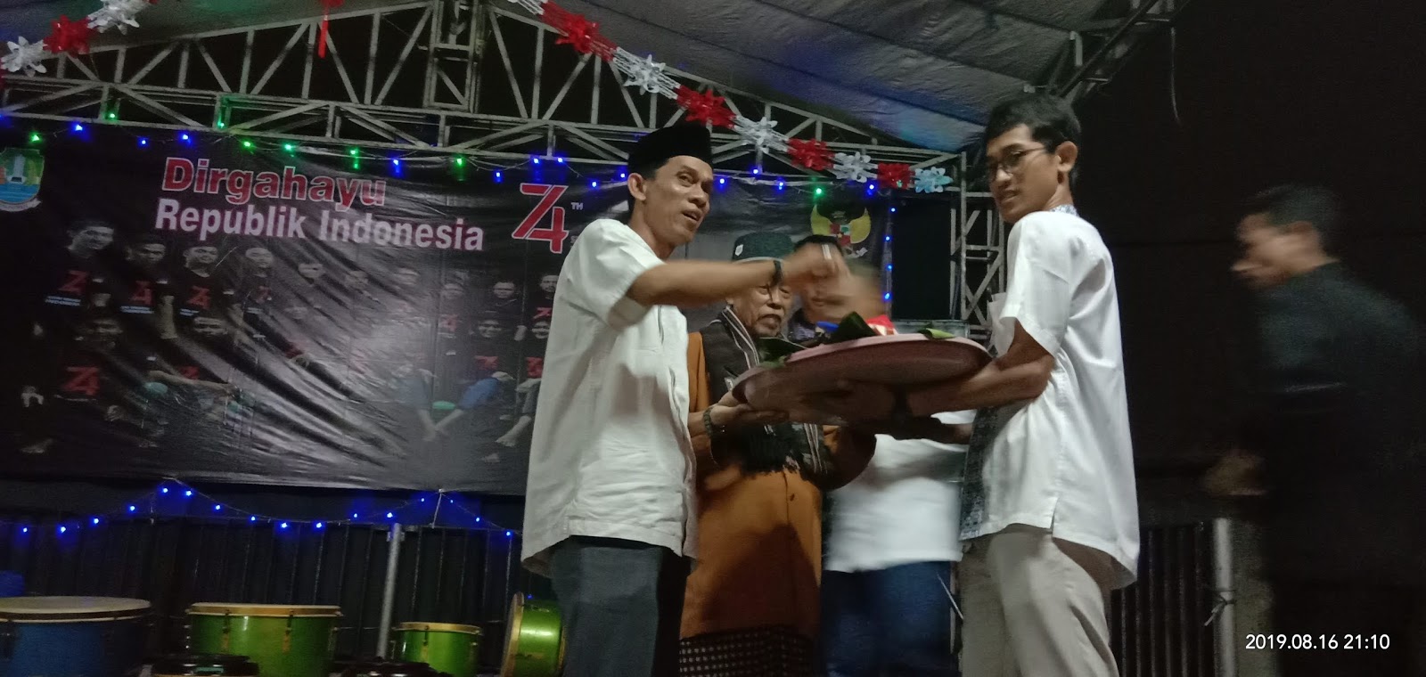 Sambutan Ketua Panitia Malam Tirakatan 17 Agustus Gambar