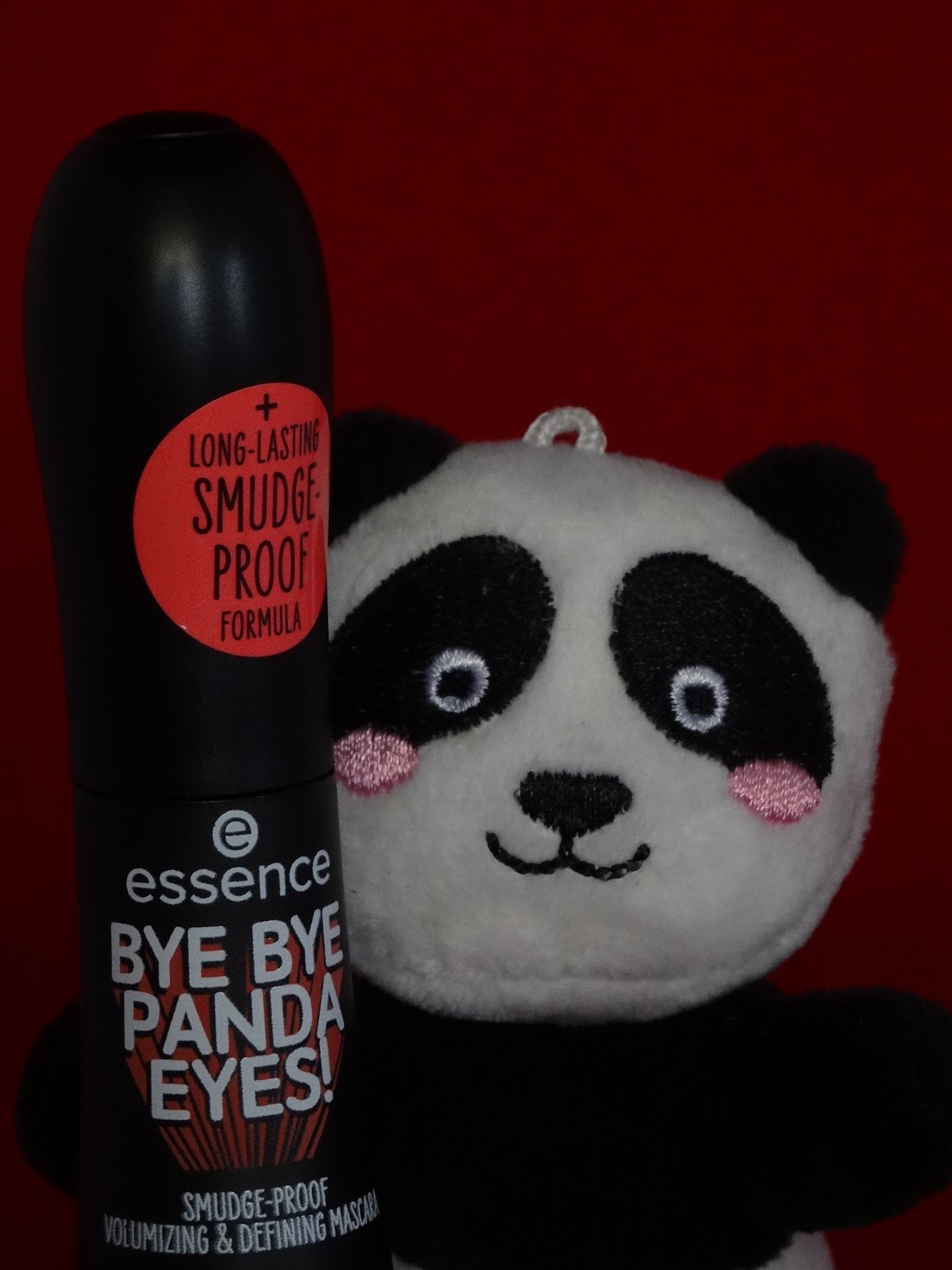 Tessa's Colourful World Review essence Bye Bye Panda Eye Mascara