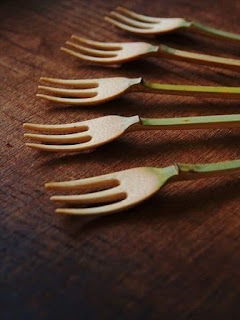 membuat garpu dari bambu